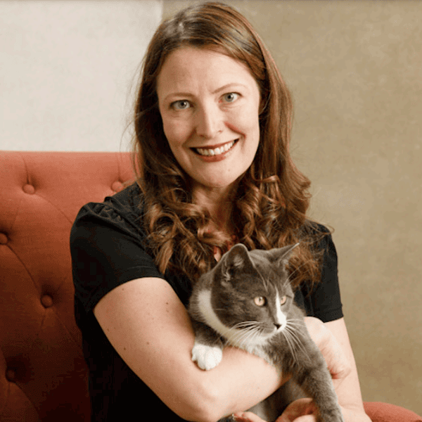 Headshot of Angela Speed